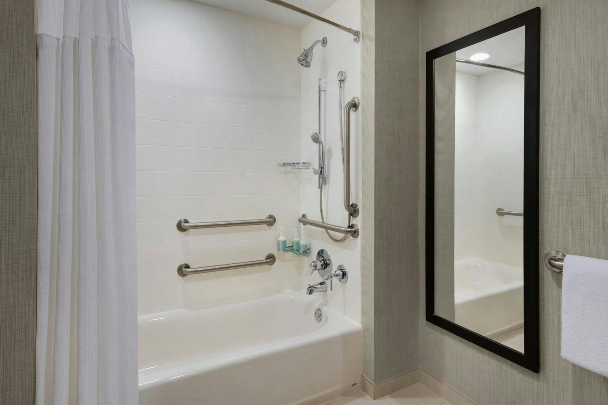 Residence Inn Philadelphia Valley Forge Berwyn Exterior photo