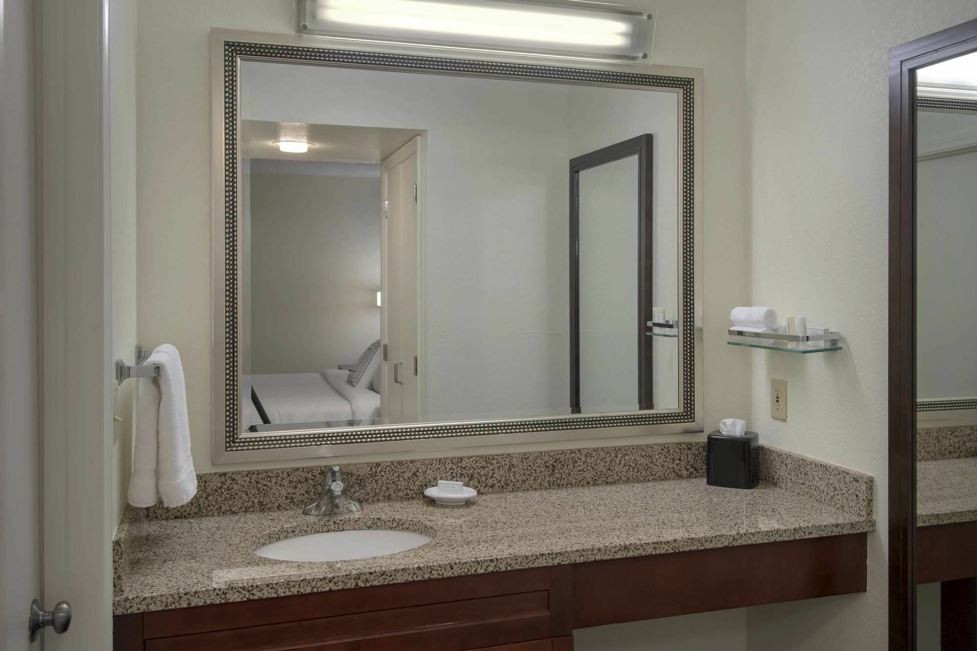 Residence Inn Philadelphia Valley Forge Berwyn Exterior photo